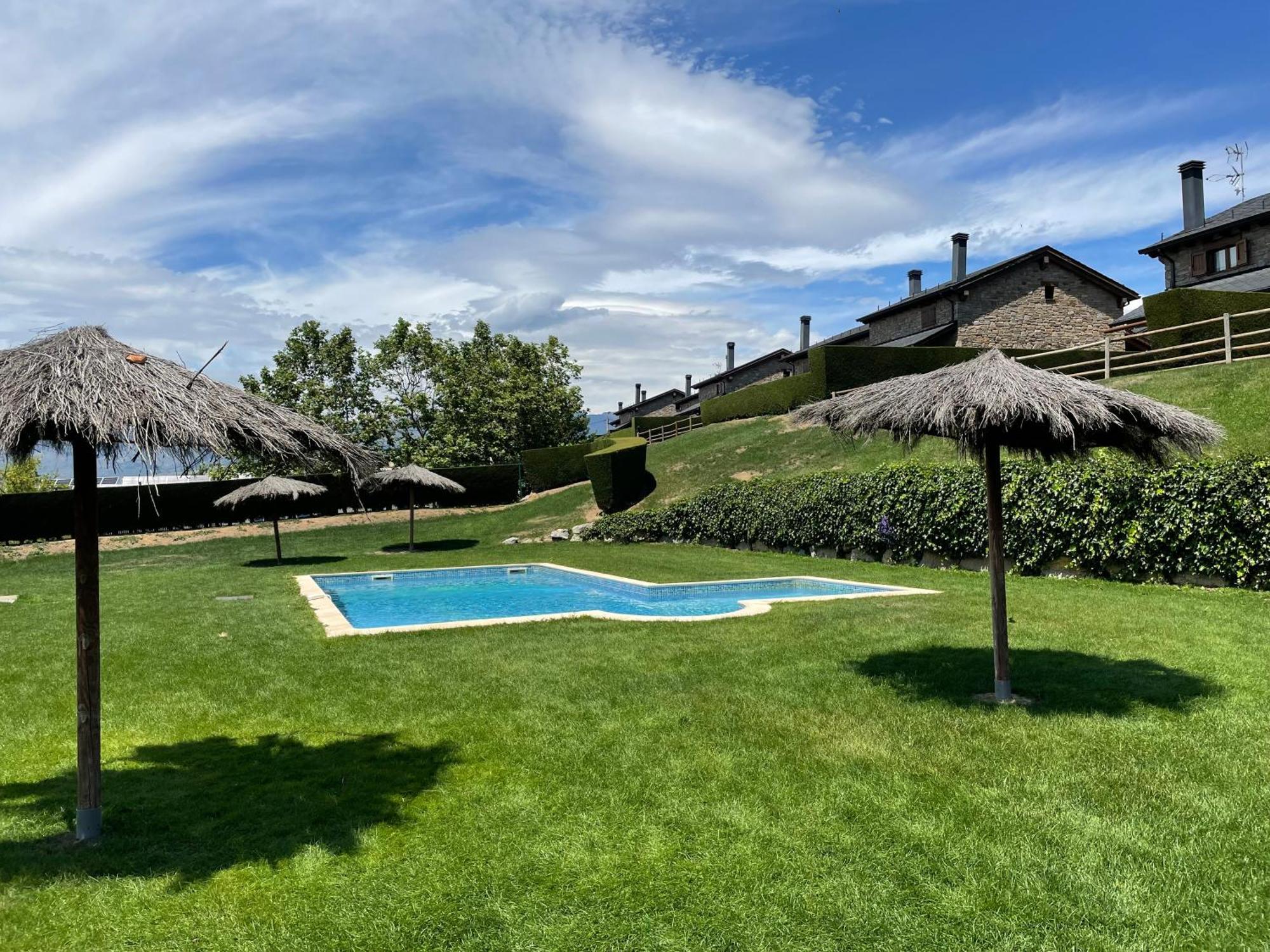 Apartamento Renovado Con Jardin Privado, Parking ,Wifi Y Piscina Osséja Zewnętrze zdjęcie