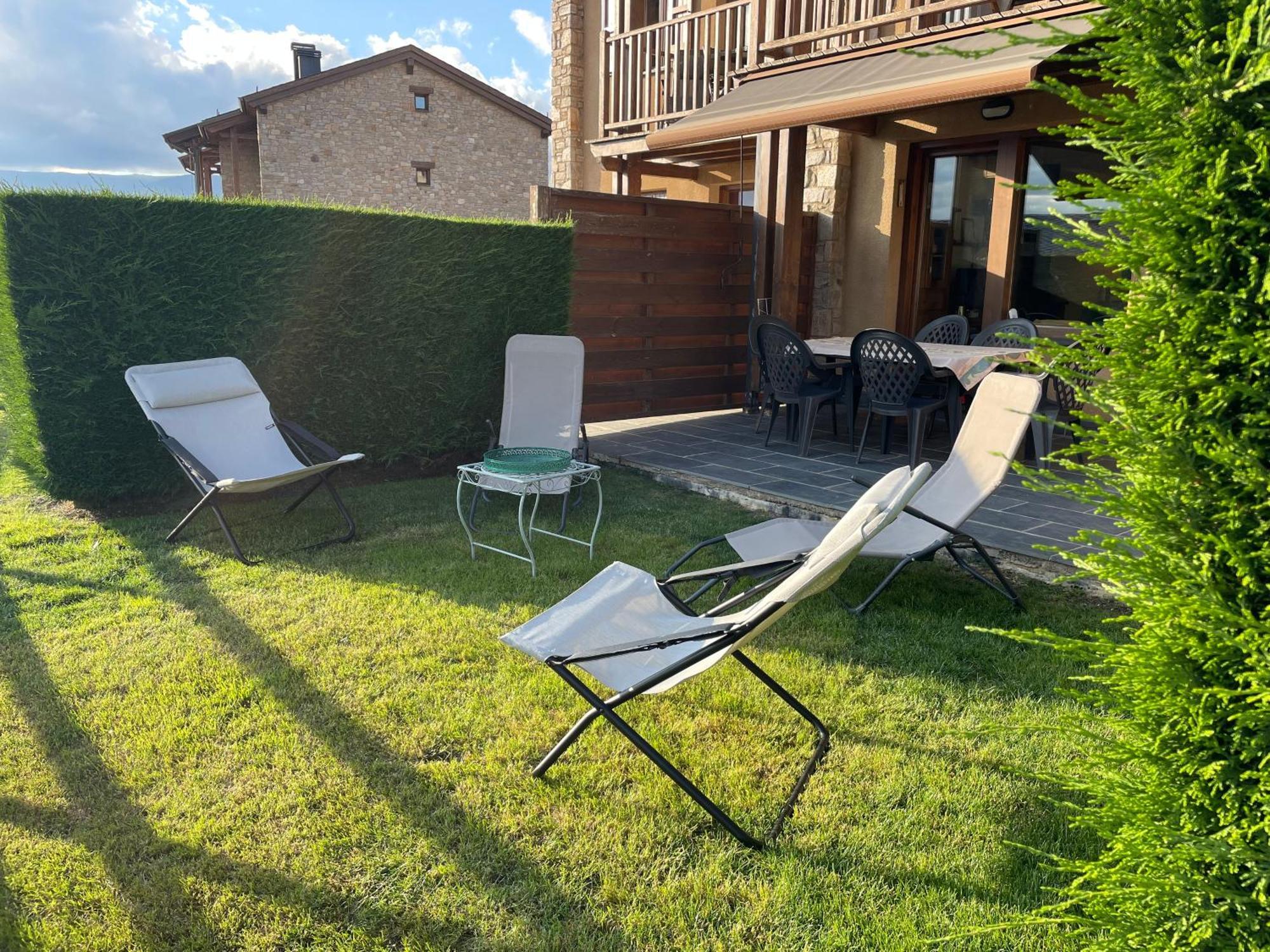 Apartamento Renovado Con Jardin Privado, Parking ,Wifi Y Piscina Osséja Zewnętrze zdjęcie