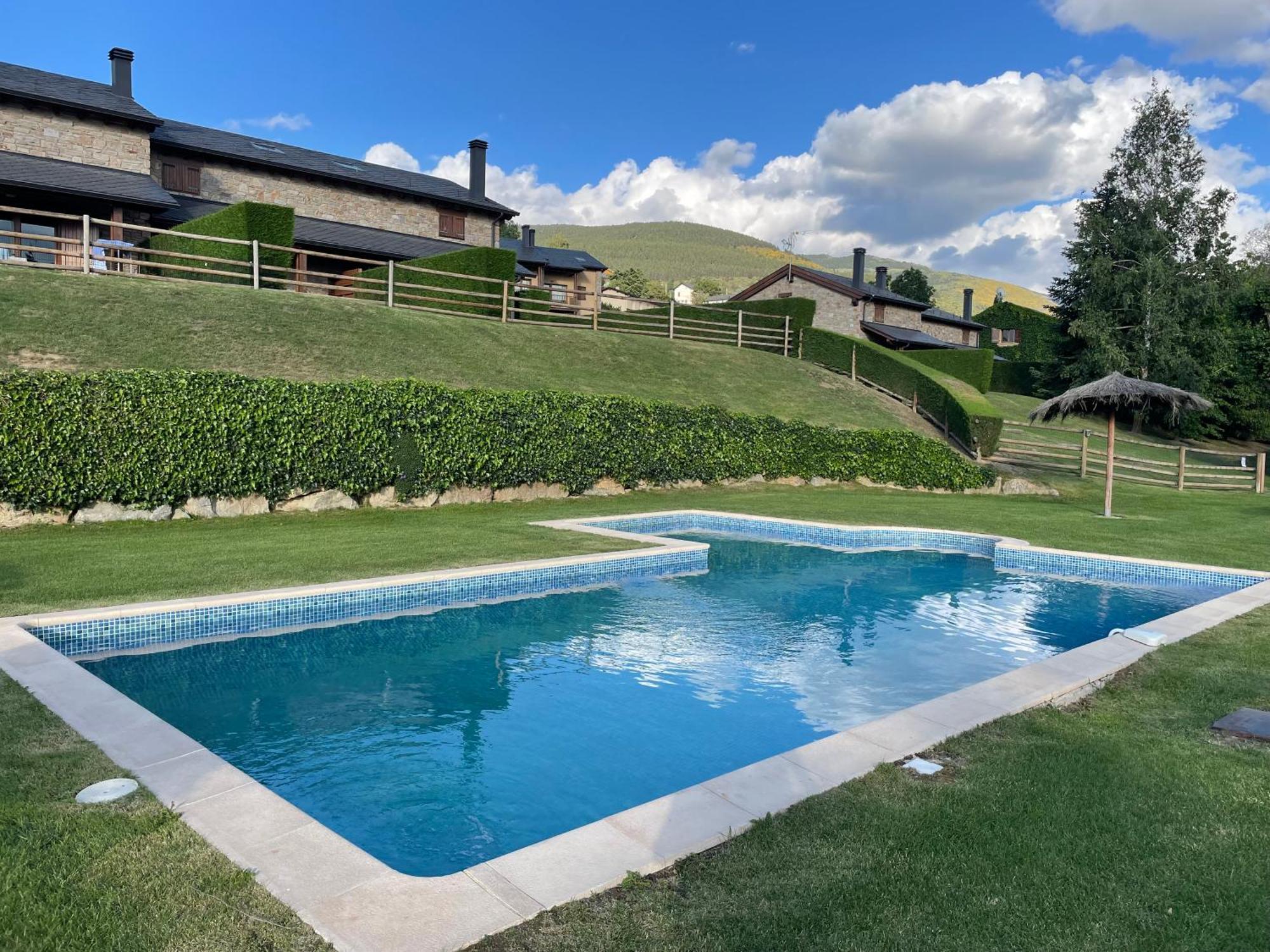 Apartamento Renovado Con Jardin Privado, Parking ,Wifi Y Piscina Osséja Zewnętrze zdjęcie